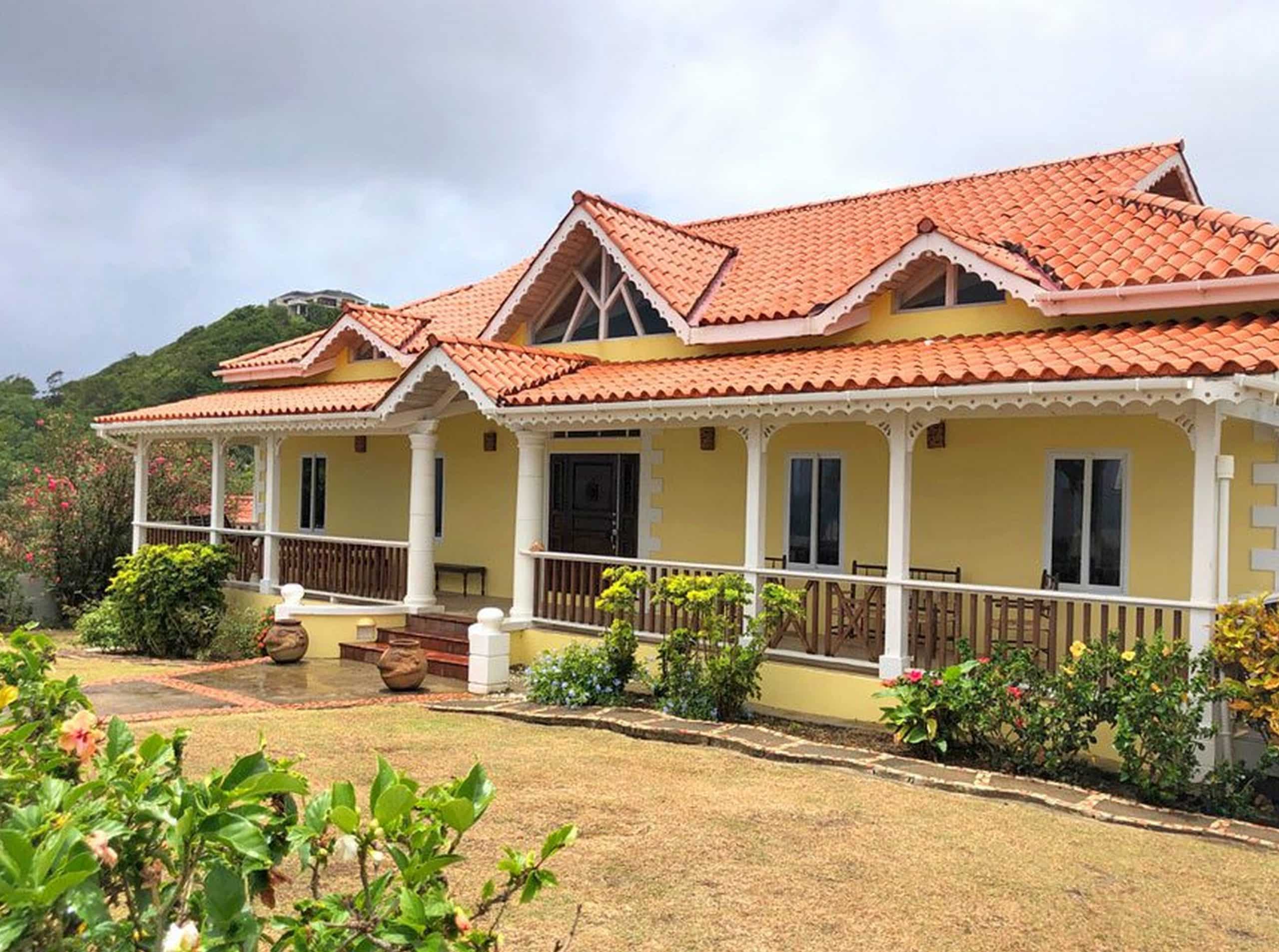 Caribbean Villa with Waterfront Living