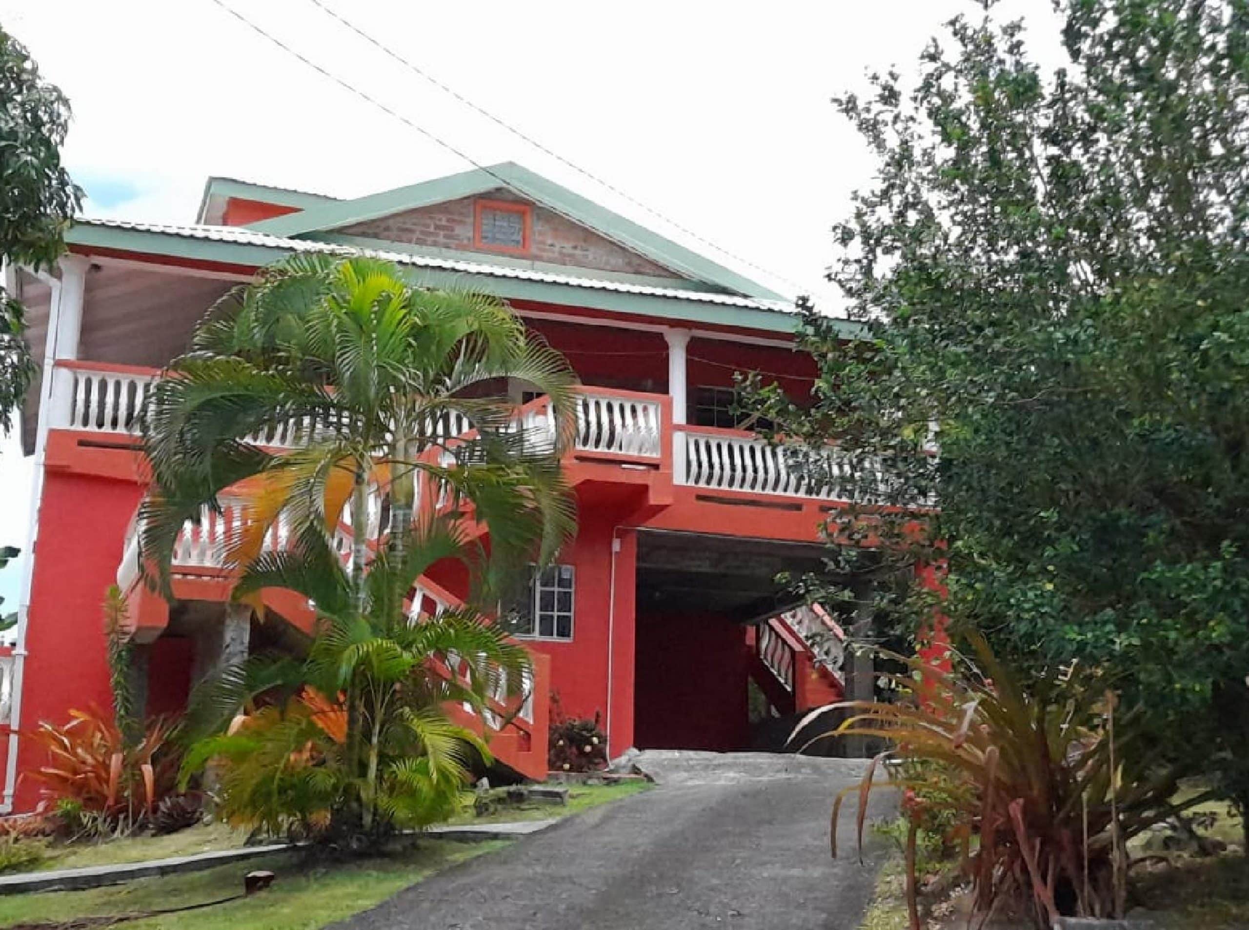 Sea View 3 Bed Villa with Guest Apartment