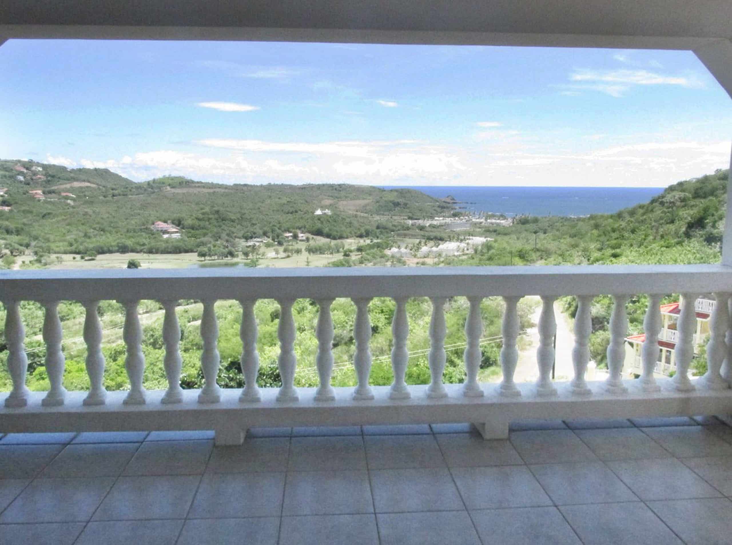 4 Bed Ocean View Home plus Rental Apartments