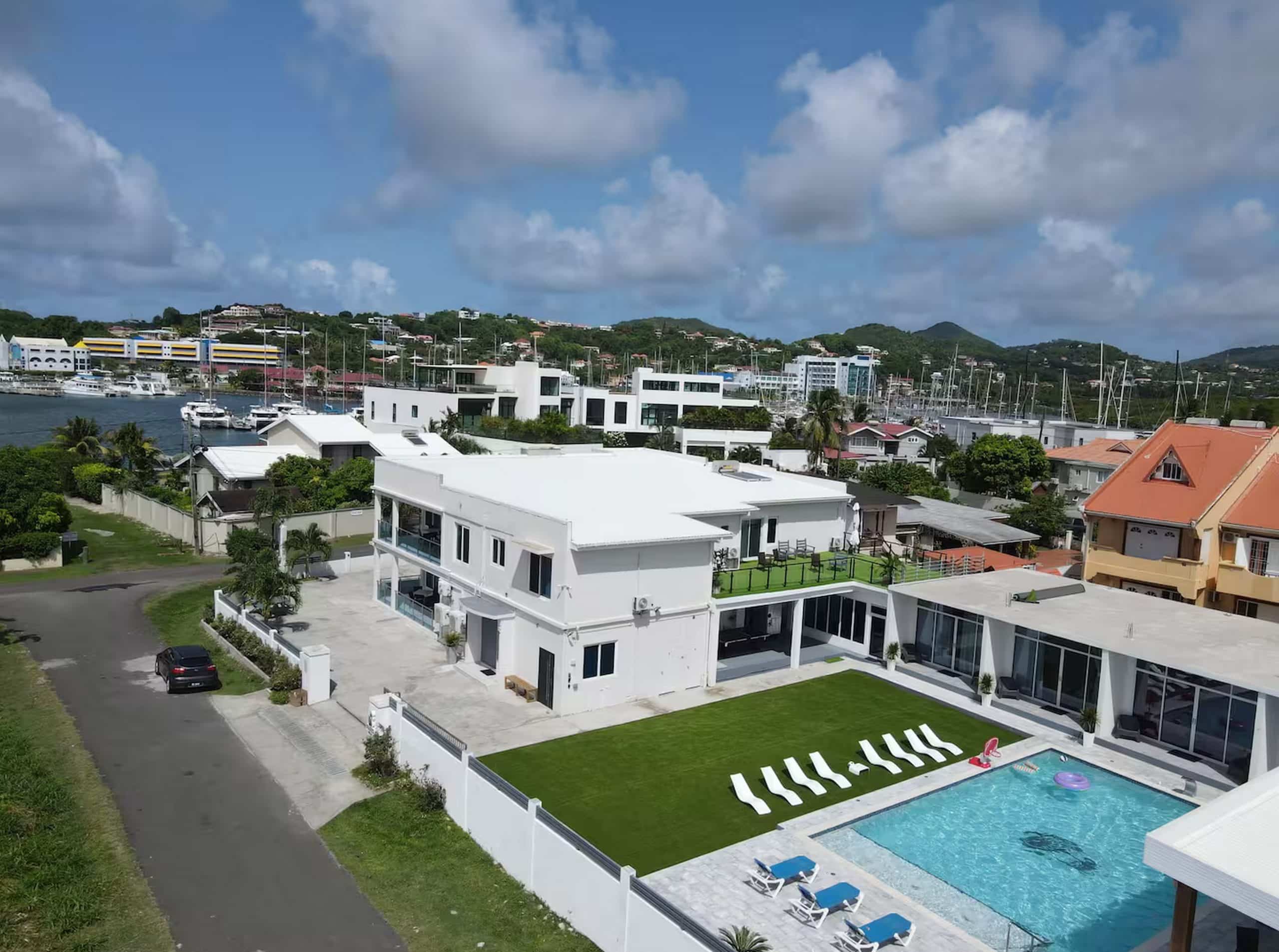 Luxury 5-Bedroom Modern Villa – Rodney Bay, St. Lucia