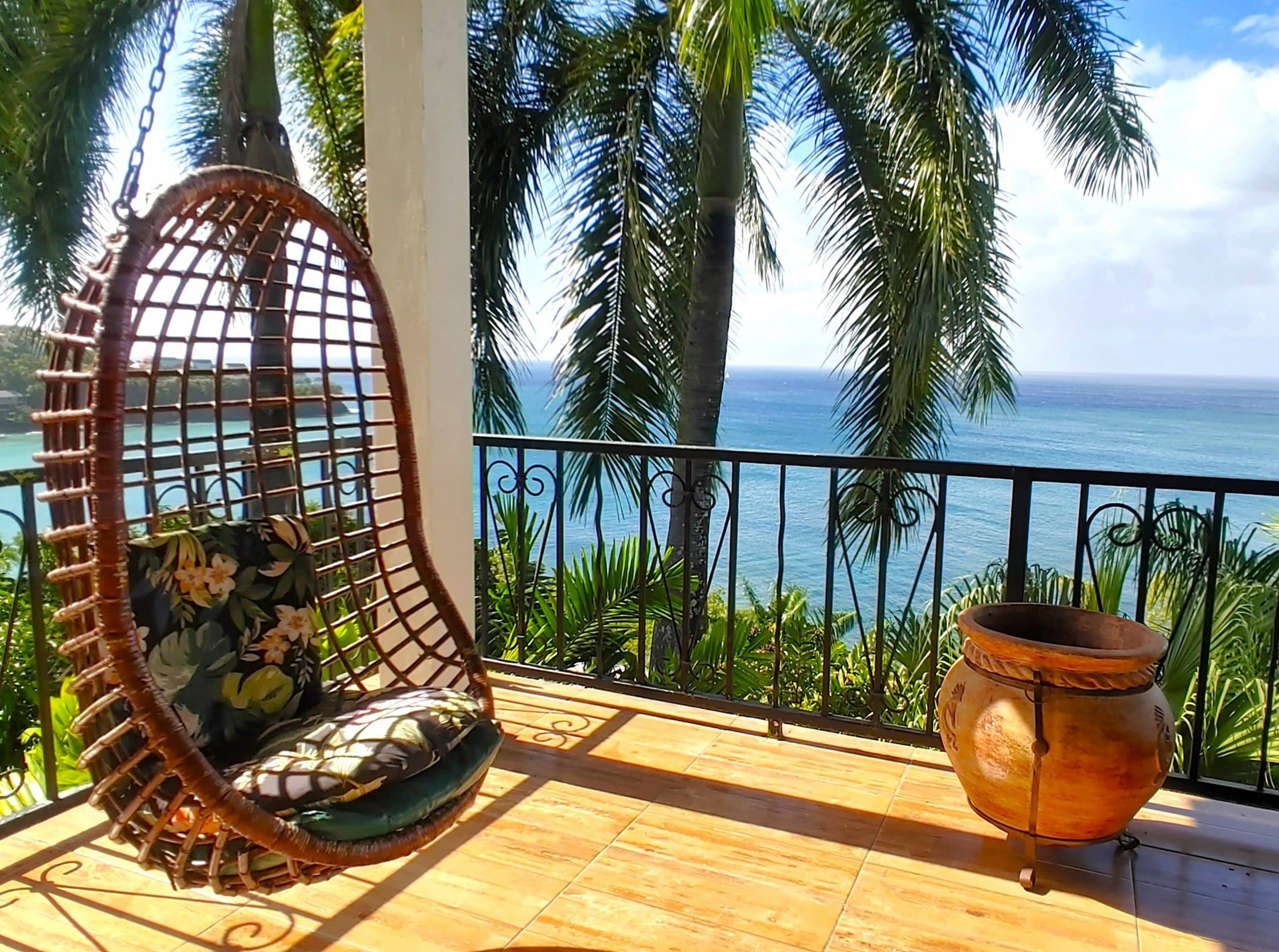 Stunning Caribbean Residence with Beach