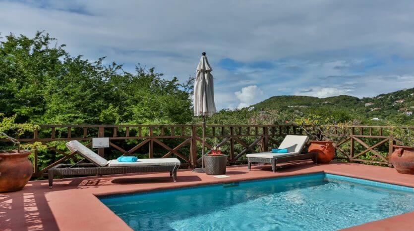 Caribbean Cottage with Pool in Cap Estate