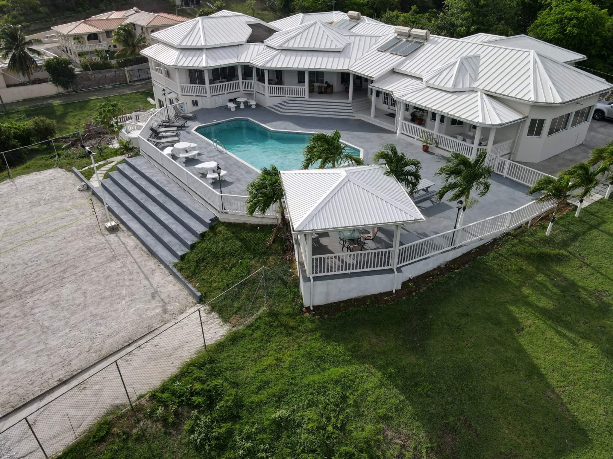 Luxury Villa with Pool