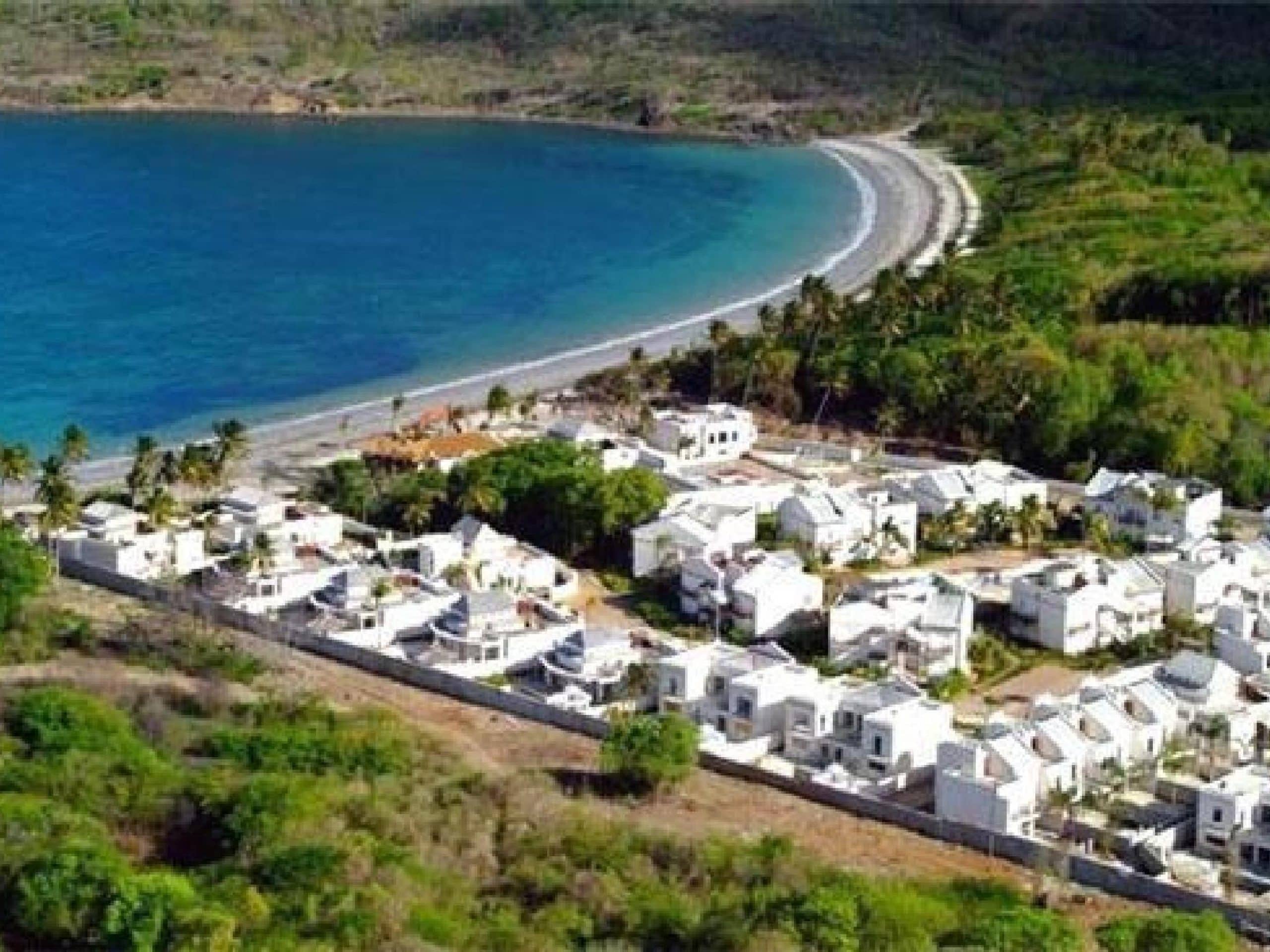 Cap Cove No. 70 – 2 Bed Condo @ Beachfront Gated Community