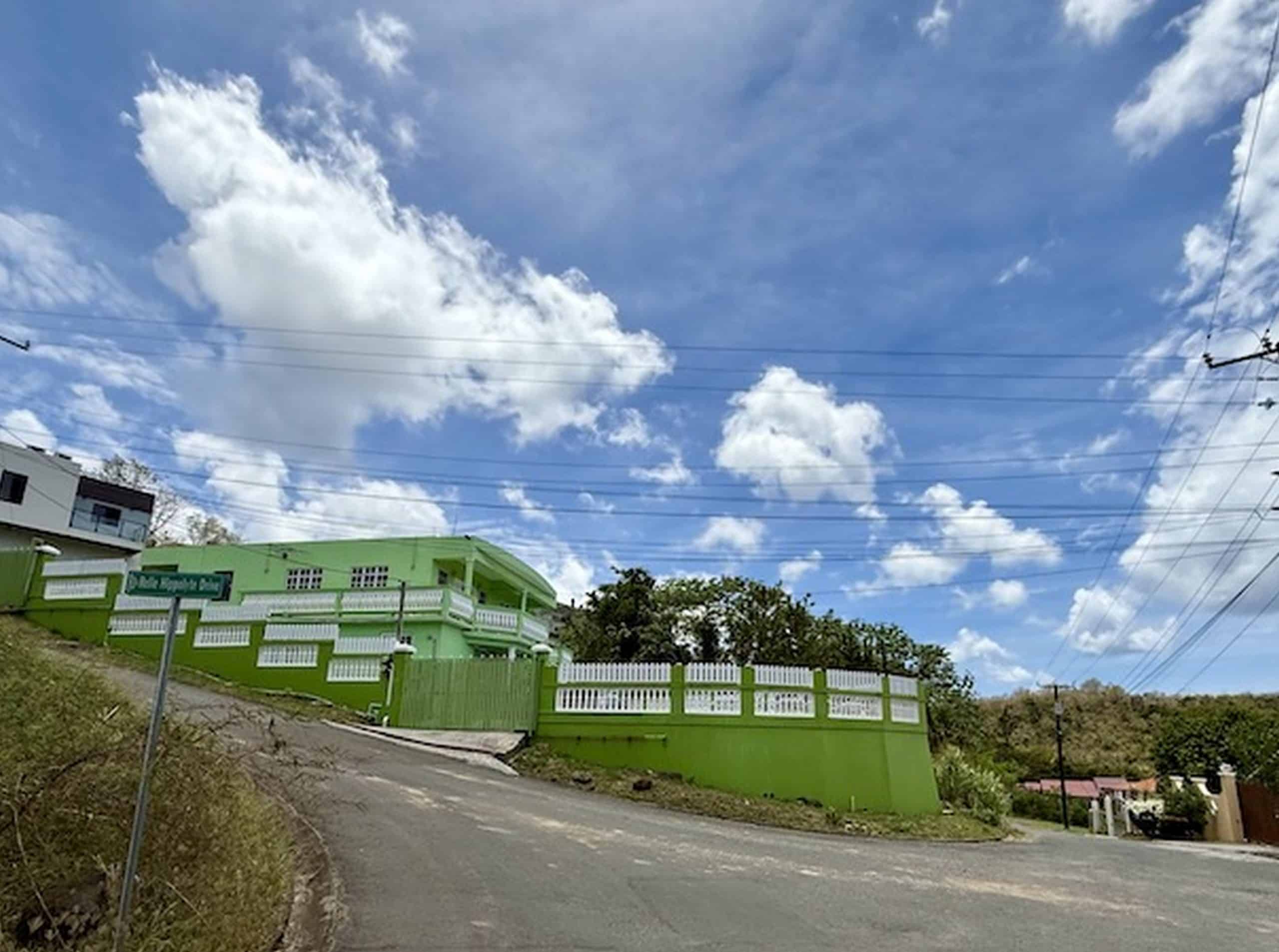 Versatile Multi-Unit Property with Pool